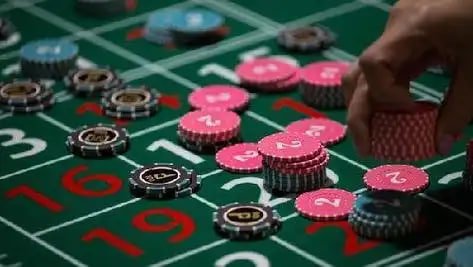Fitur referral untuk pengguna dewasa Indonesia